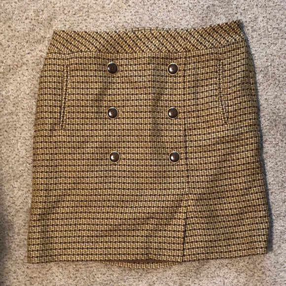 LOFT Dresses & Skirts - Loft tweed skirt with buttons